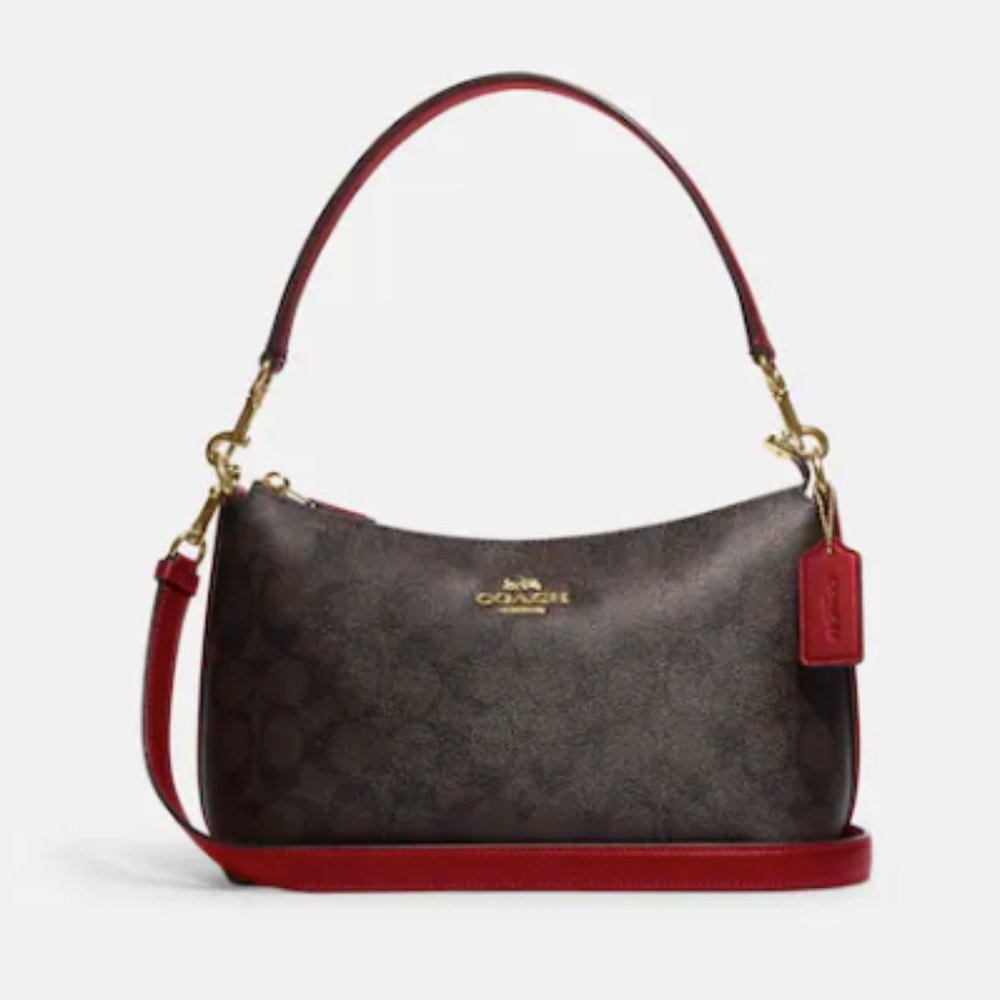 NWT 💃🏾  Coach Clara Shoulder Bag In Signature Canvas